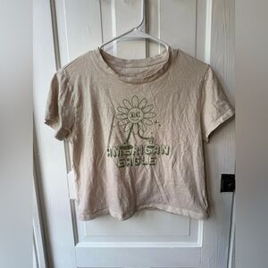 💓⚡️$10 DEALS 
American Eagle Beige Graphic Logo Tee